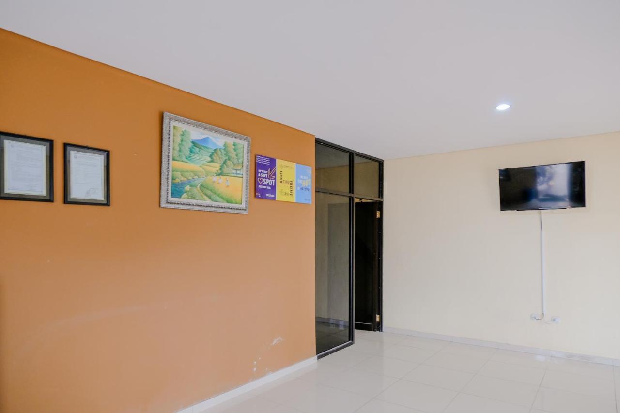 Spot On 2448 Hotel Tlogorejo 2 Ngebel Εξωτερικό φωτογραφία